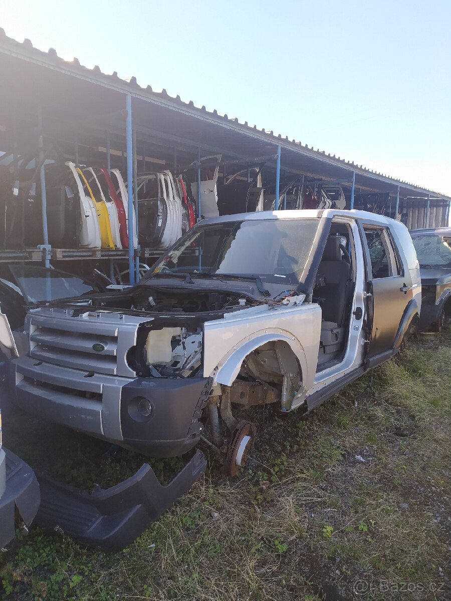 LAND ROVER DISCOVERY III.