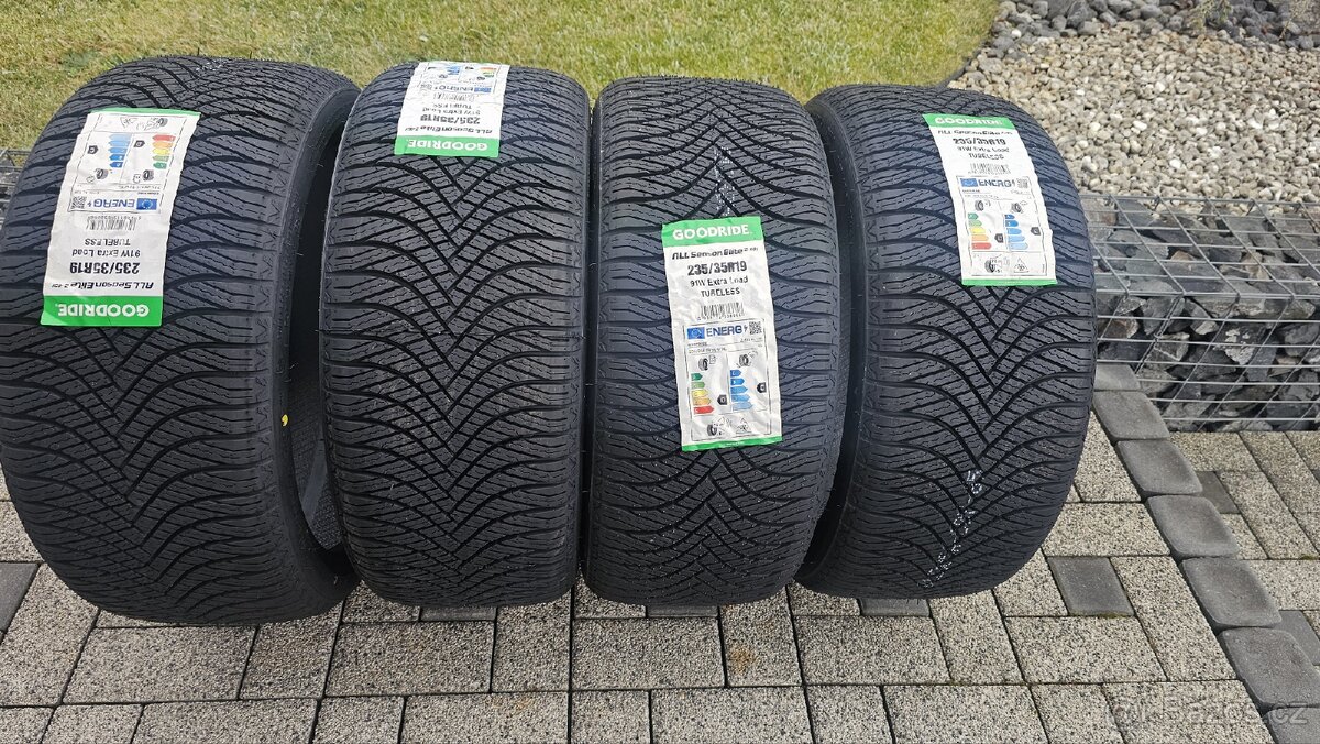 235/35R19 NOVE PNEU DOT 24