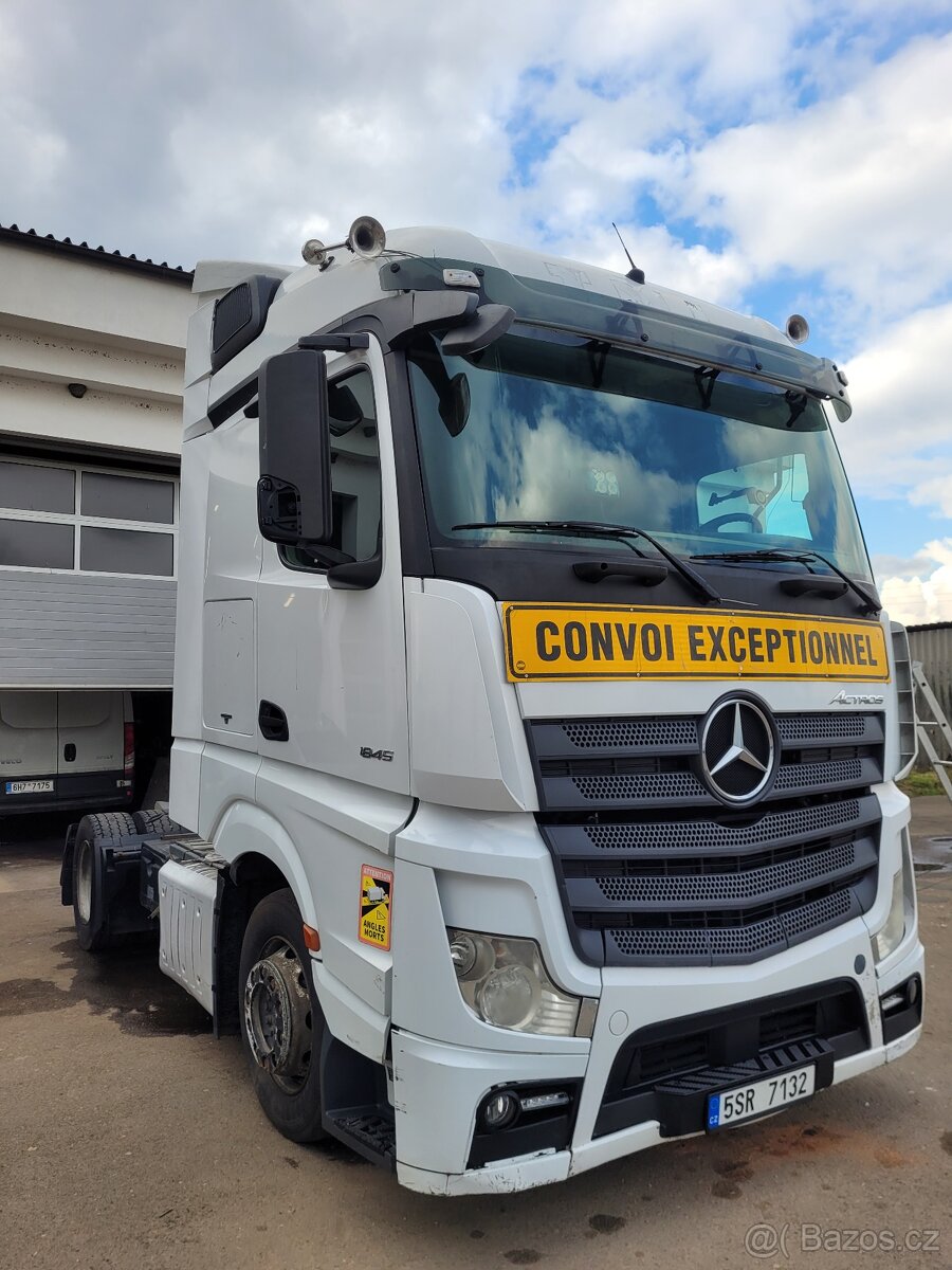 Mercedes actros