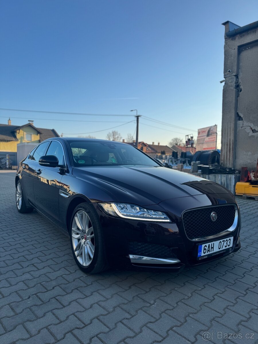 Jaguar XF 2018 2.0D 180hp 4x4 Automat 147 tkm nájezd