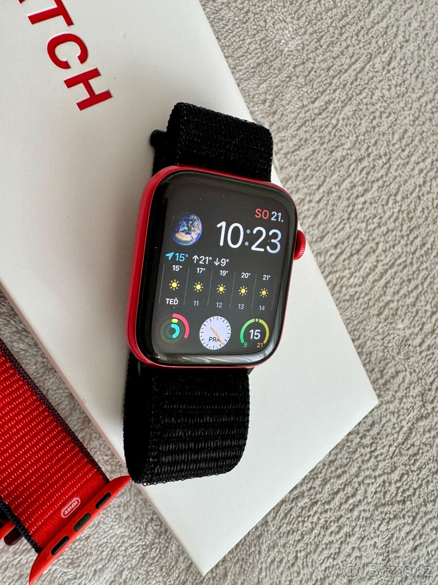 Apple Watch 6 44mm Red Kompletní balení.Česká distribuce