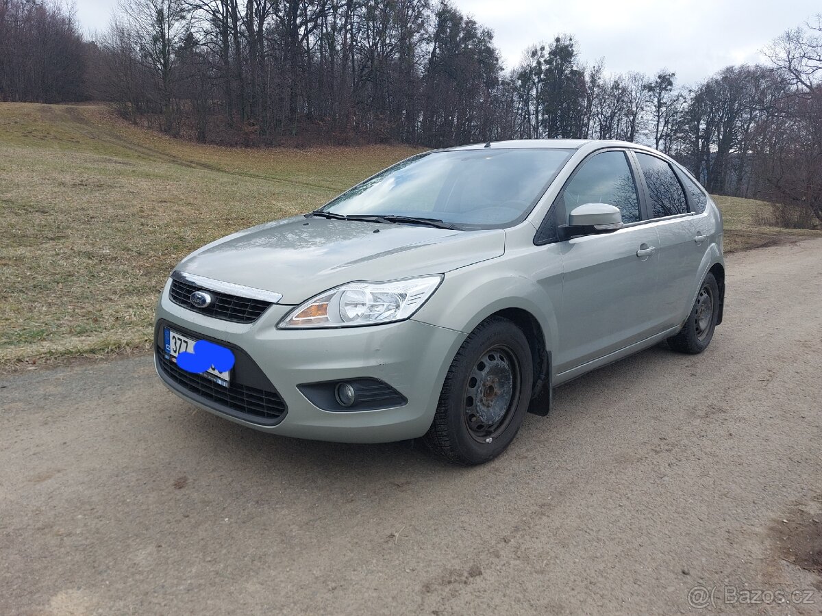 Ford Focus 1.6 74 kw 1.majitel Najeto 76 000km NOVA STK