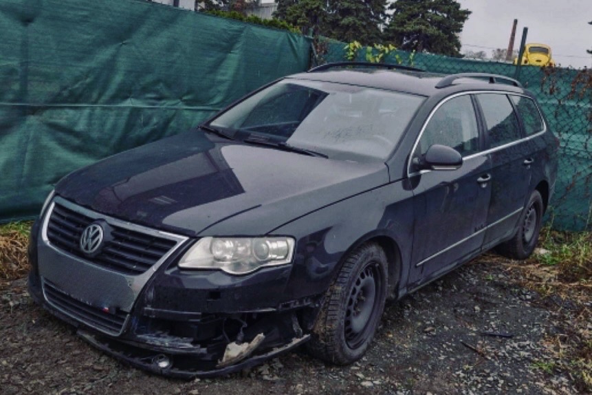 Vůz na náhradní díly VW Passat B6 kombi 2008 CBAB KNS LC9X