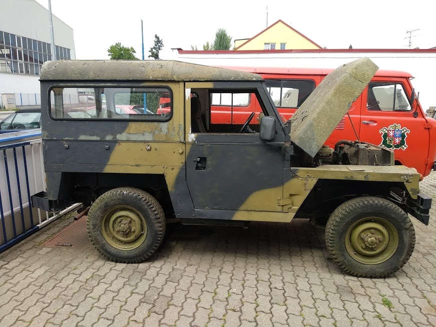 Land Rover Lightweight Series III