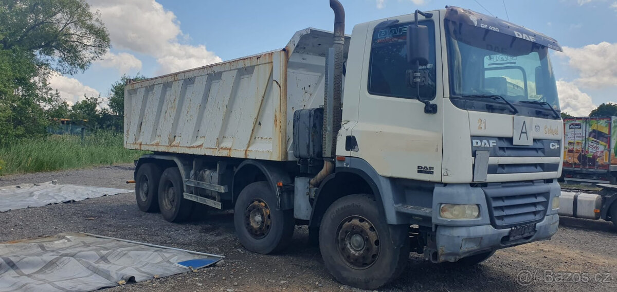 SKLÁPĚCÍ DAF CF 85.430 8X4, r.v.2003, manál,