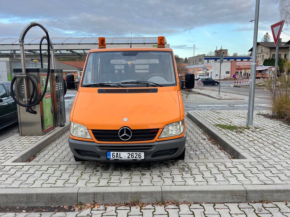 Mercedes Benz Sprinter 311 Valnik