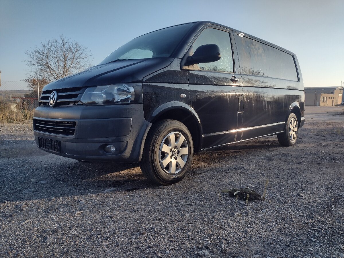 Volkswagen Transporter T5 2.0TDI