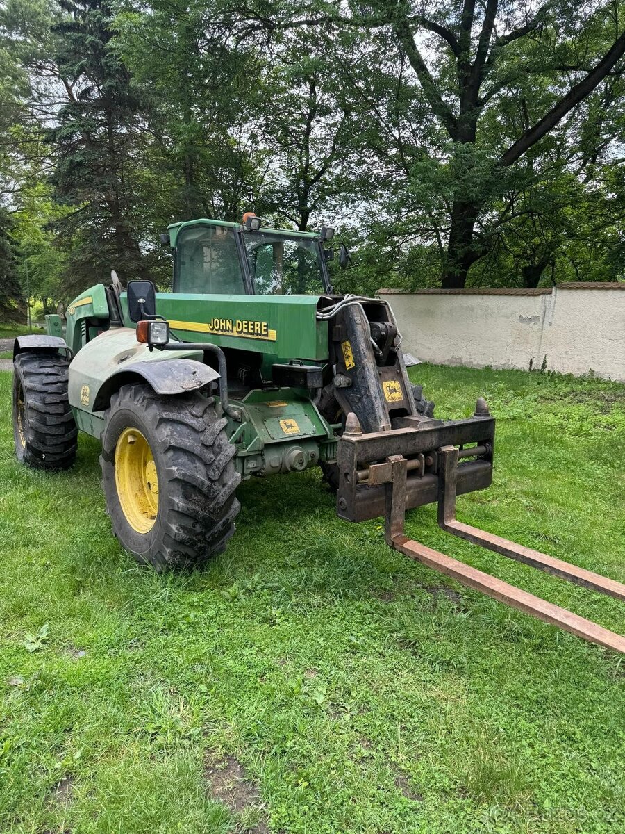 Manipulátor John Deere 3400