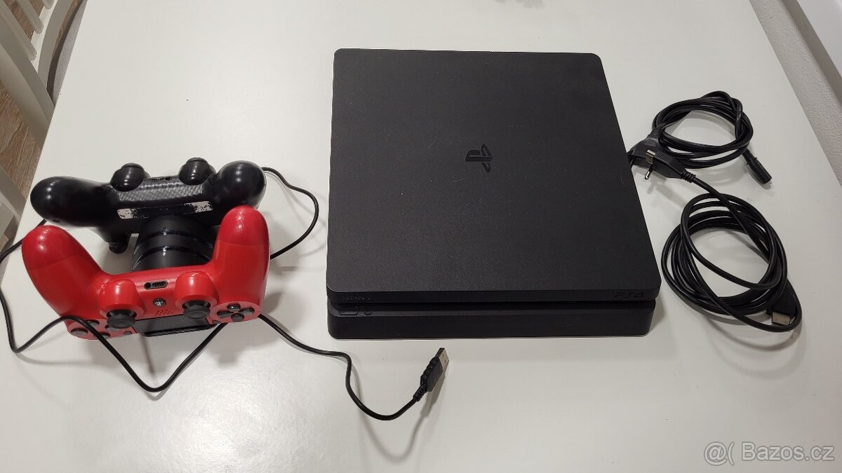 Playstation  4 1TB 2x ovladač