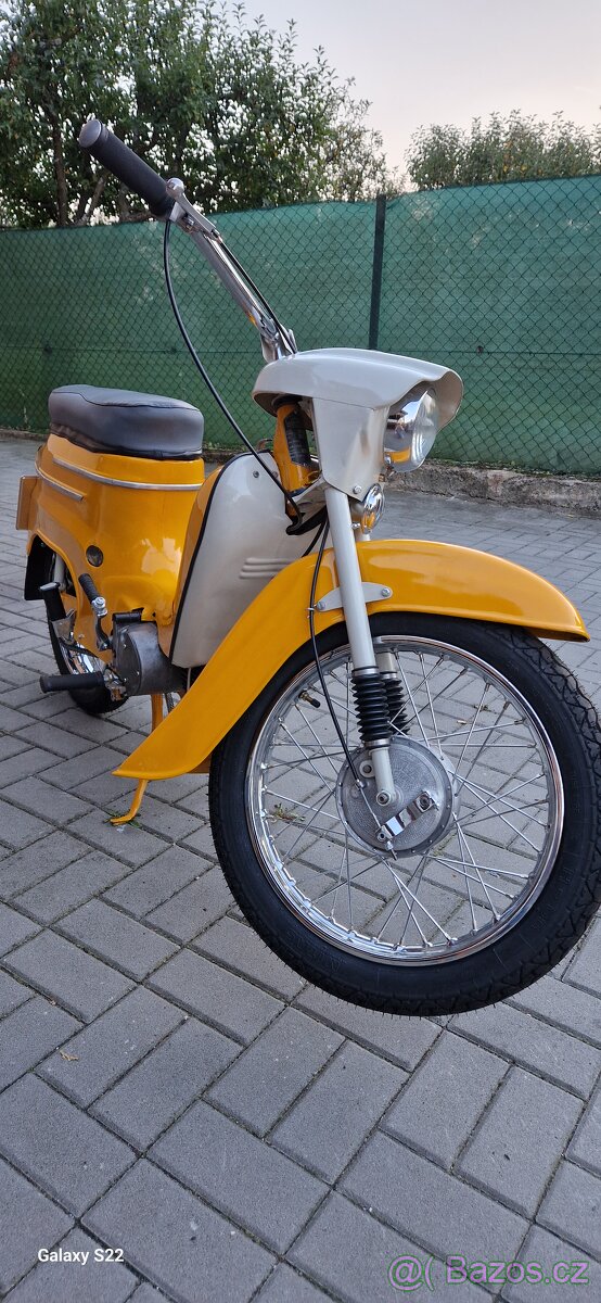 Jawa pionýr 20