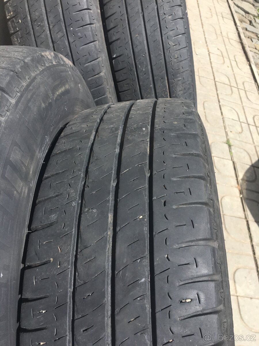 215/65 R16C Michelin zátěžové pneu