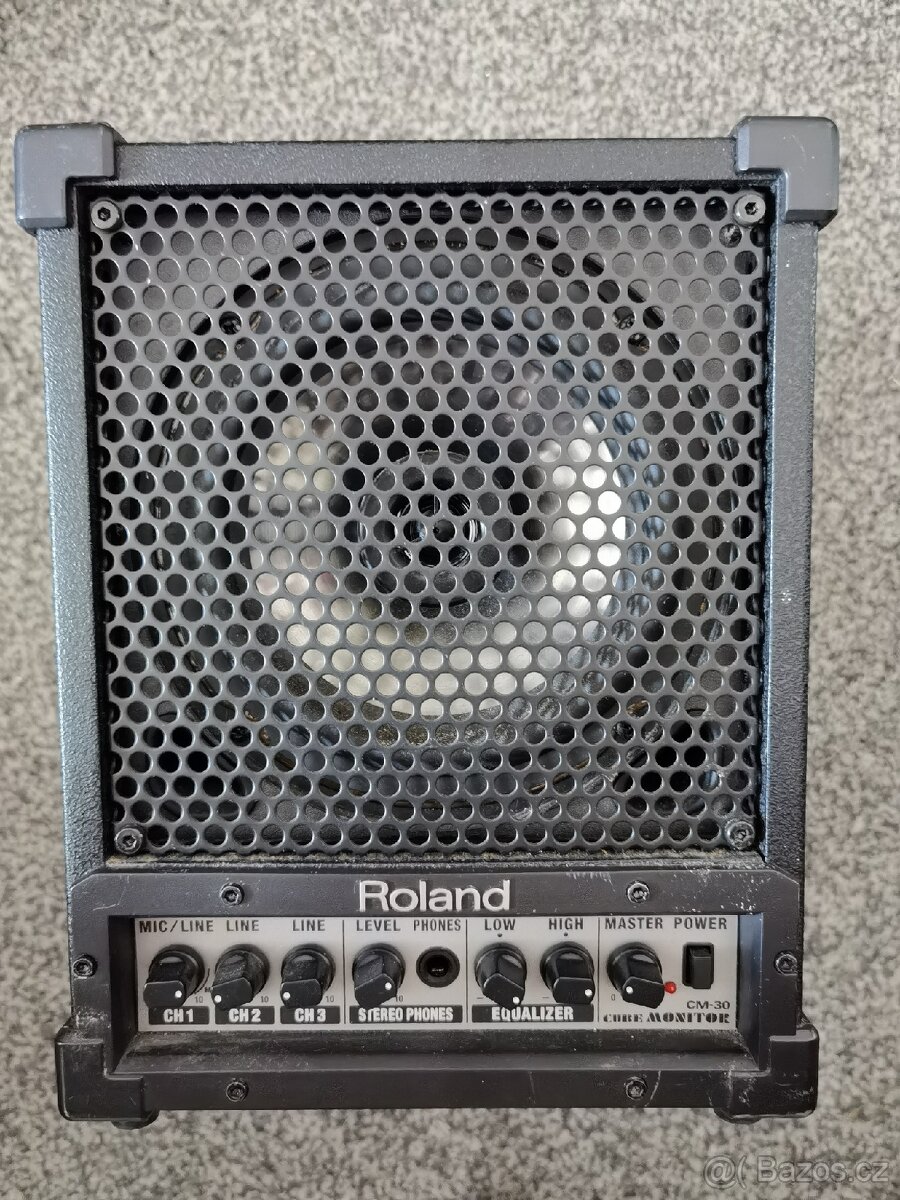 Roland CM-30 klávesové kombo