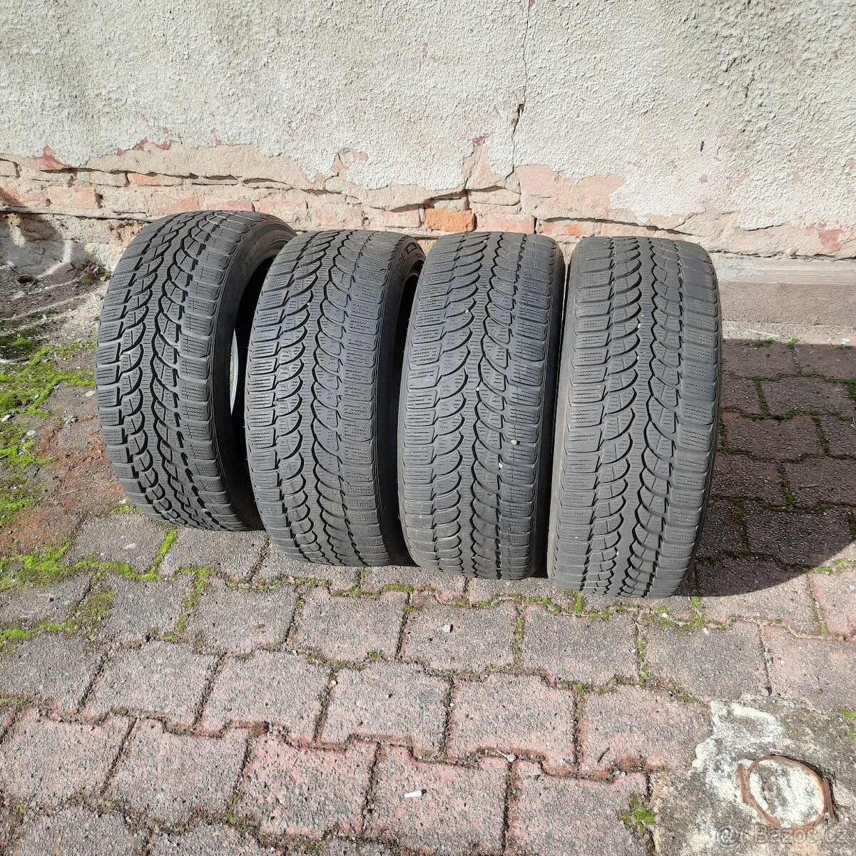 Pneu Bridgestone Blizzak 215/40 R17 zimní