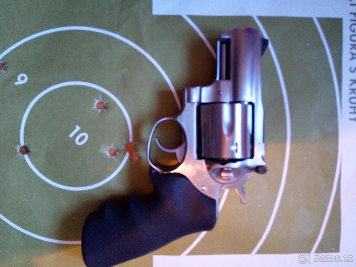 Revolver 44Magnum Ruger super redhawk Alaskan