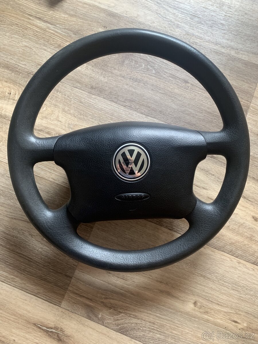 Čtyřramenný volant, VW golf 4