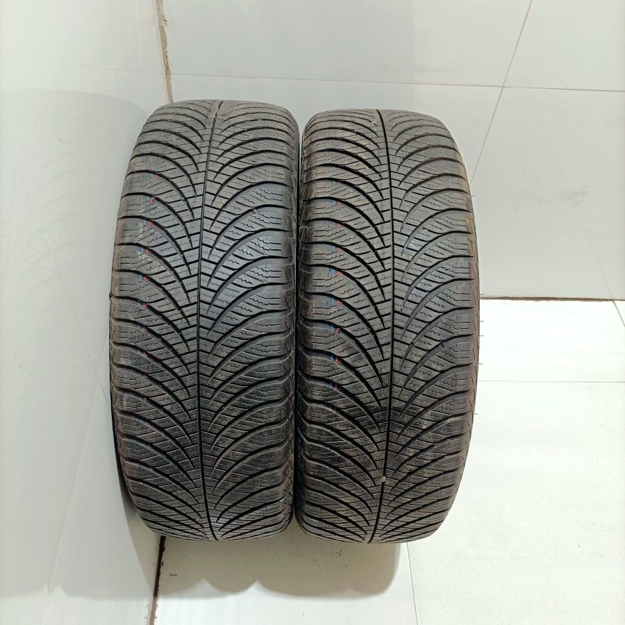 17" PNEU – 215/60/R17 – ZIMNÍ - značky GOODYEAR - 80% vzorek