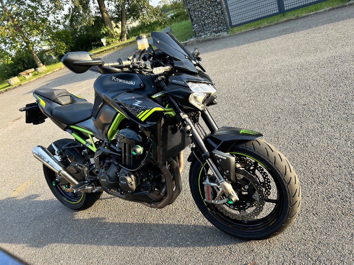 KAWASAKI Z900 EVO R