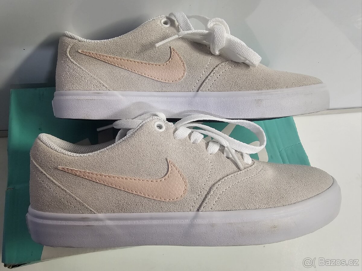 NOVÉ DÁMSKÉ TENISKY NIKE SB CHECK SOLAR PC 1250,-