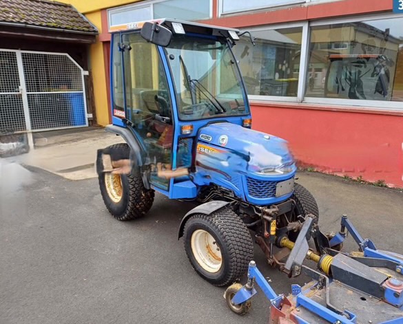 komunální traktor ISEKI TM 3200 AHL