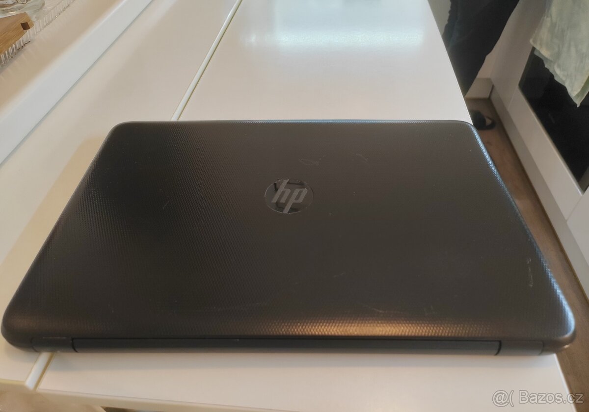 HP notebook 15.6" i3 Windows 10