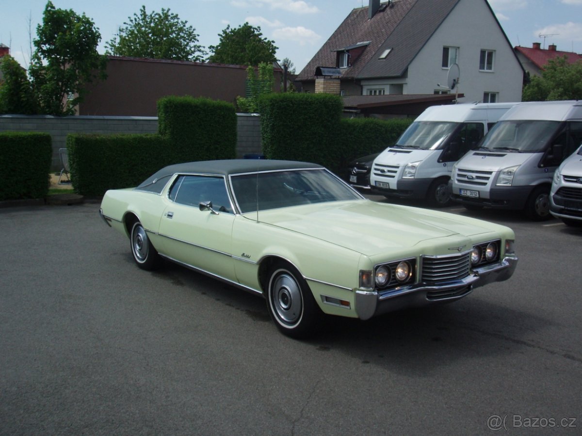 Ford Thunderbird 7.0 V8 super stav prodáno k objednání