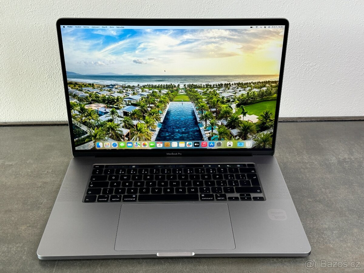 MacBook Pro 16" 2019 i7 / 16GB / 500GB SSD / SG