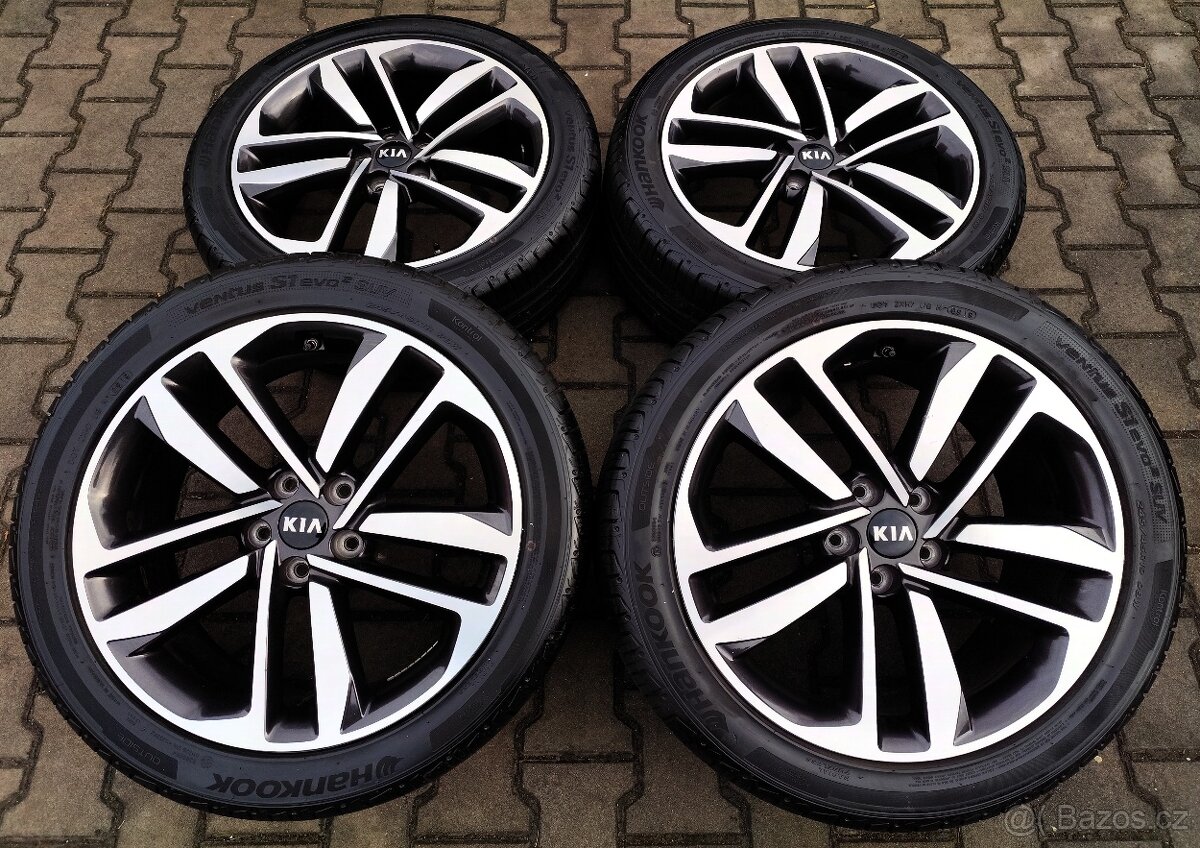 Alu kola originál Kia Sportage 5x114,3 R19 PĚKNÁ SADA