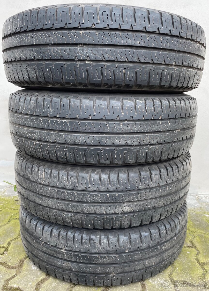 Letní pneu Michelin 225/75 R16C, 225/75/16C