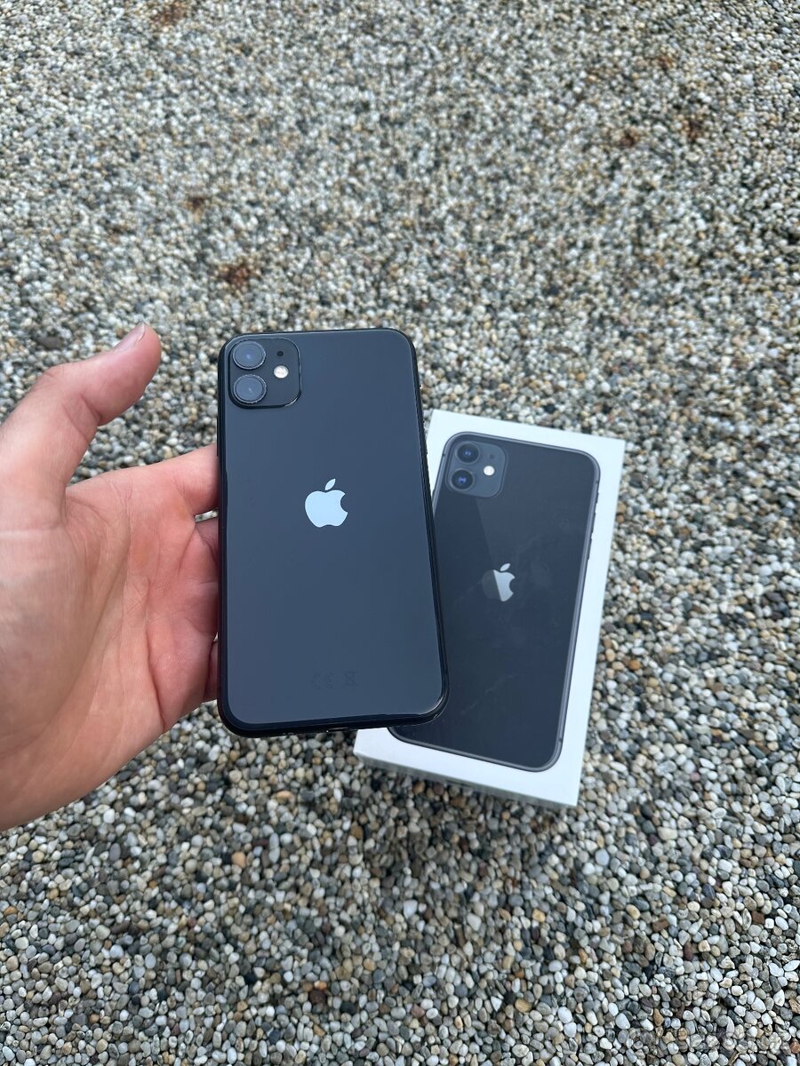 iPhone 11 - baterie 100% black