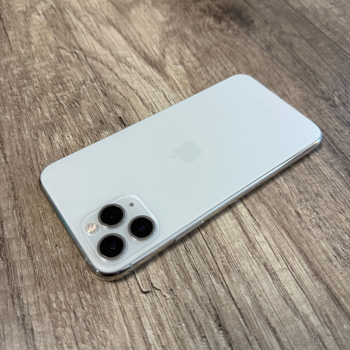 iPhone 11 Pro 64GB, bílý (rok záruka)