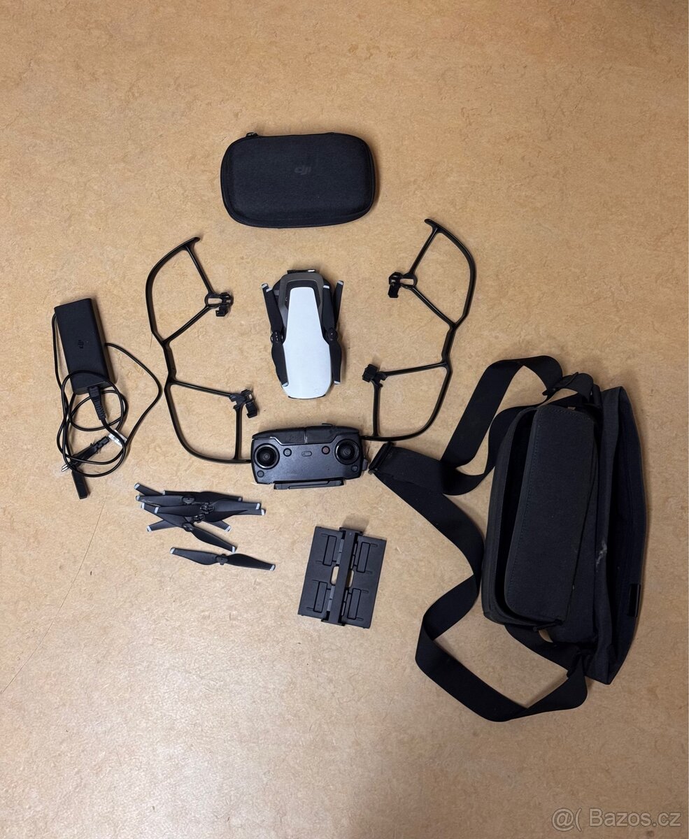 DJI MAVIC AIR FLY MORE COMBO