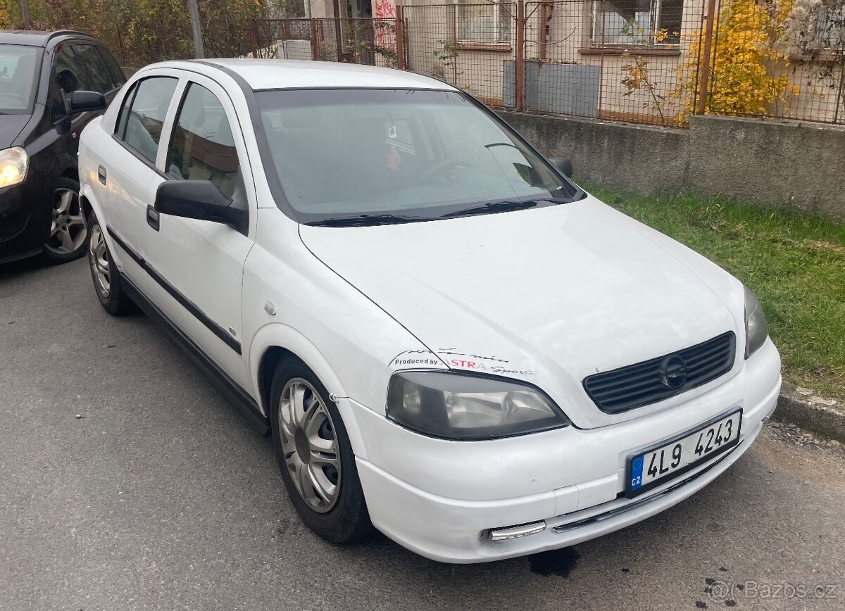 Opel Astra  1.7 CDTI 59 KW. Rok 2006. Nízká spotřeba