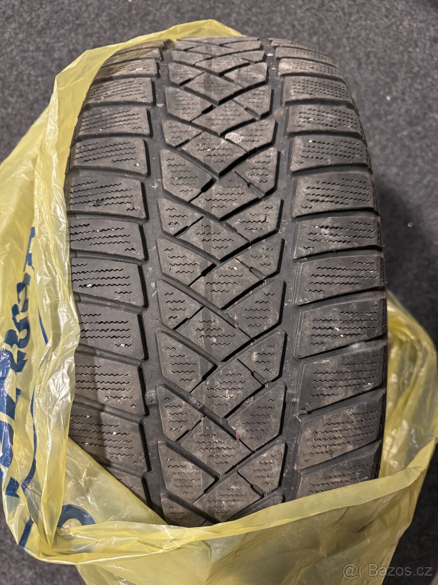 DUNLOP 235/55R 17 99H Winter