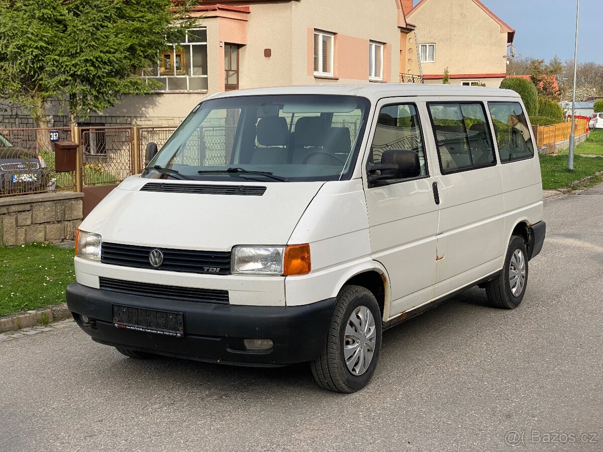 vw transporter 9míst