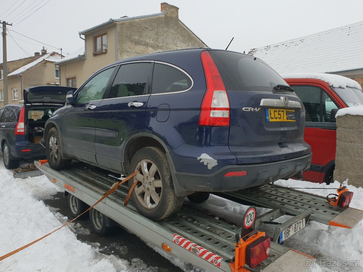 Honda CRV pred i poface  na náhradní díly