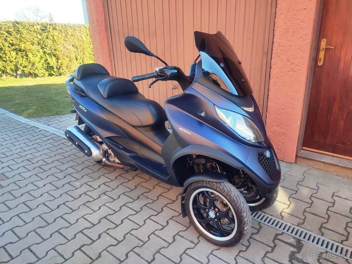 Piaggio MP3 500