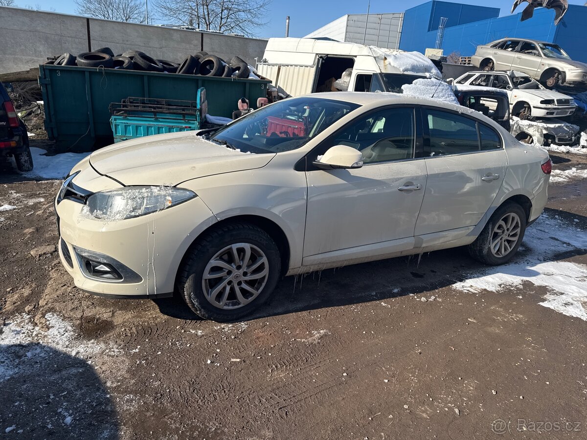 Renault fluence 1,6 16v rok 2013 koup.čr