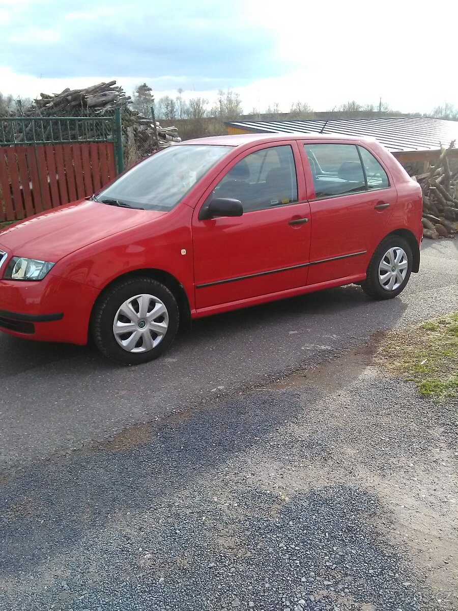 Prodám Škoda fabia 1.2htp, 40kw, r.v.2003.