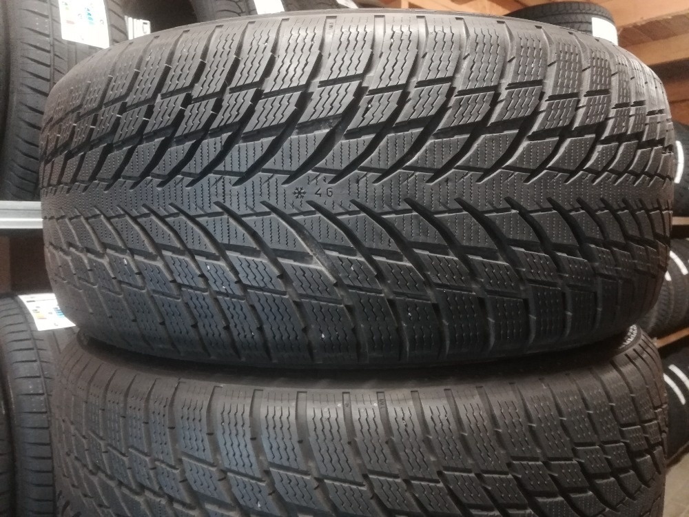 225/40 R19 NOKIAN (2021)