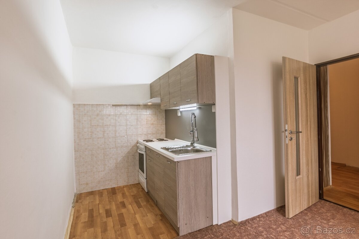 Pronájem bytu 2+KK, 40 m², ul. Františka Malíka, Most