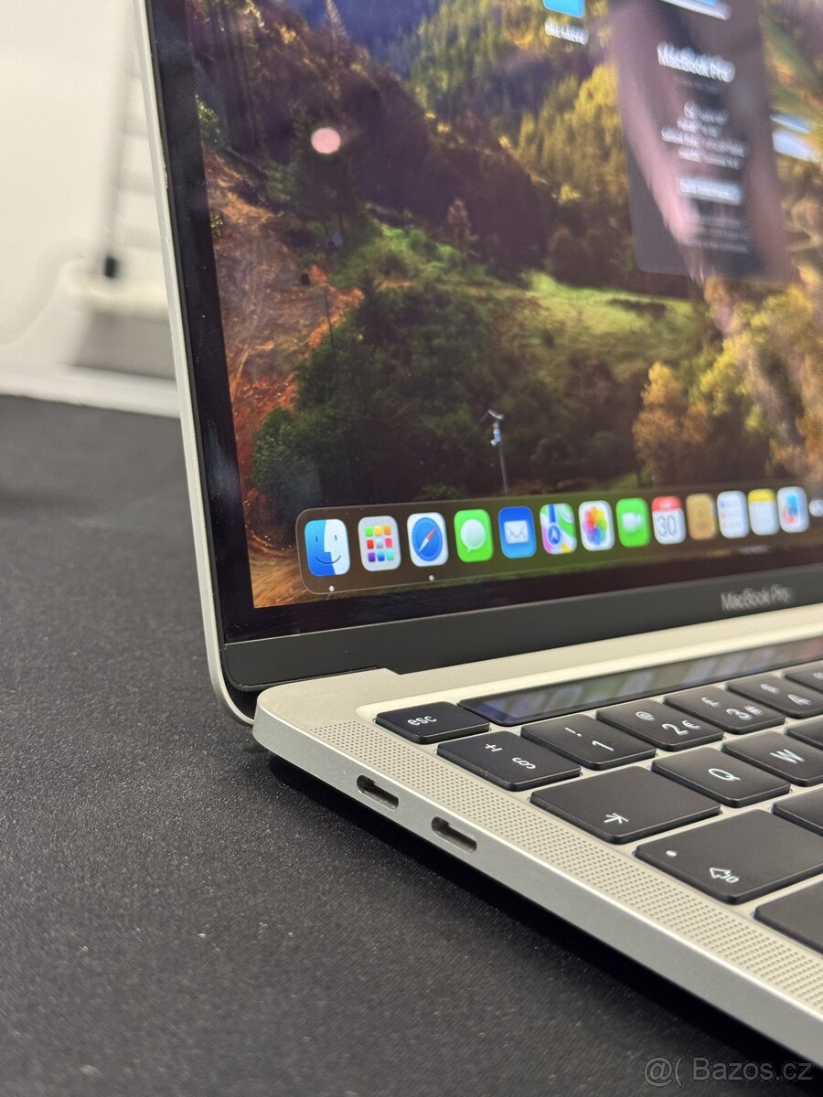 MacBook Pro M1 13pálcový 2020