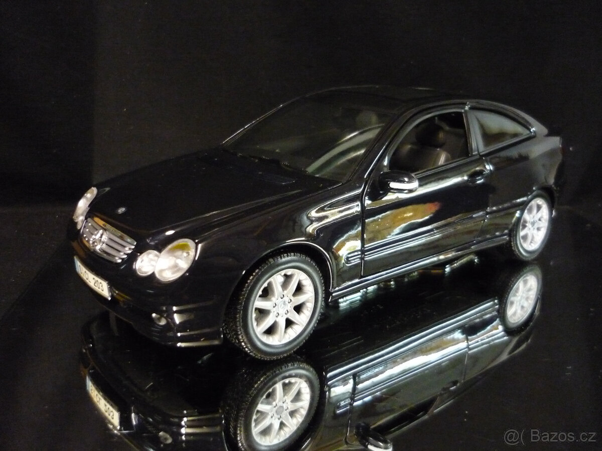 Mercedes Benz C Class Sportcoupe Maisto 1/18