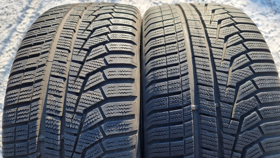 Zimní pneu 225/40/19 Hankook