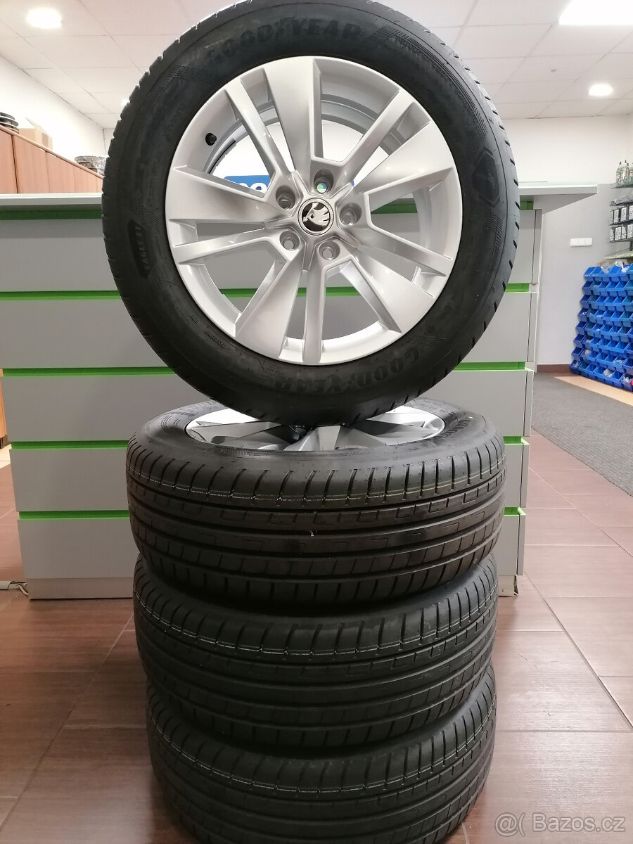 Nová orig alu sada Škoda Karoq 225/55 R17 Goodyear 4ks