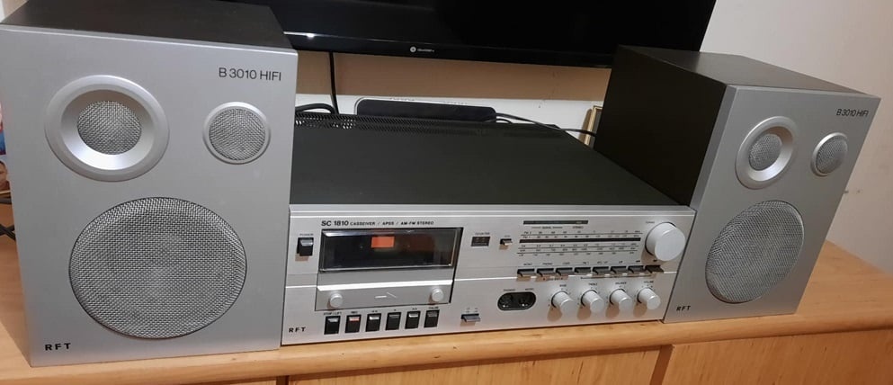 Hi-fi (Retro)