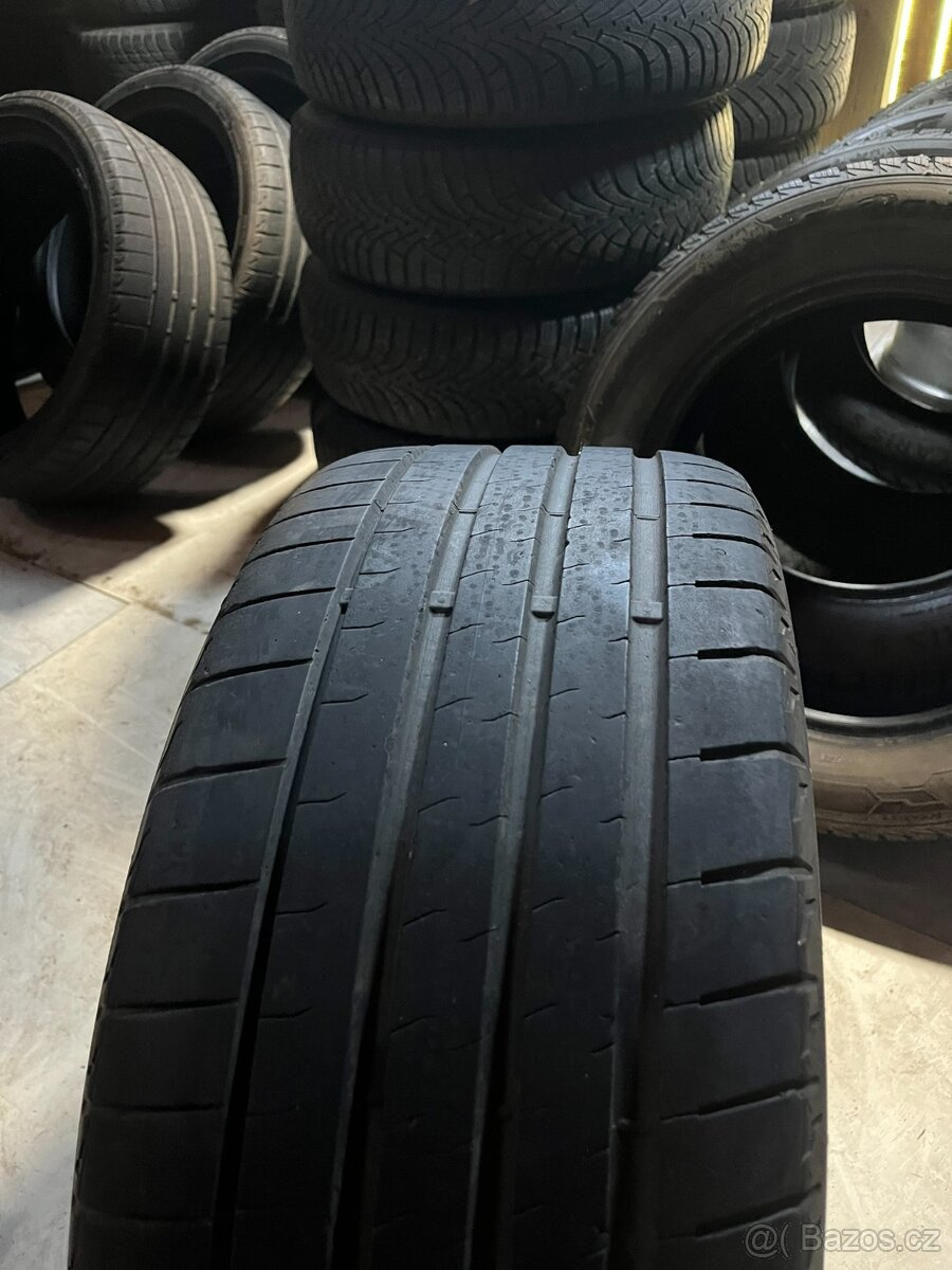 Sada Letní pneu Bridgestone 225/40 R18