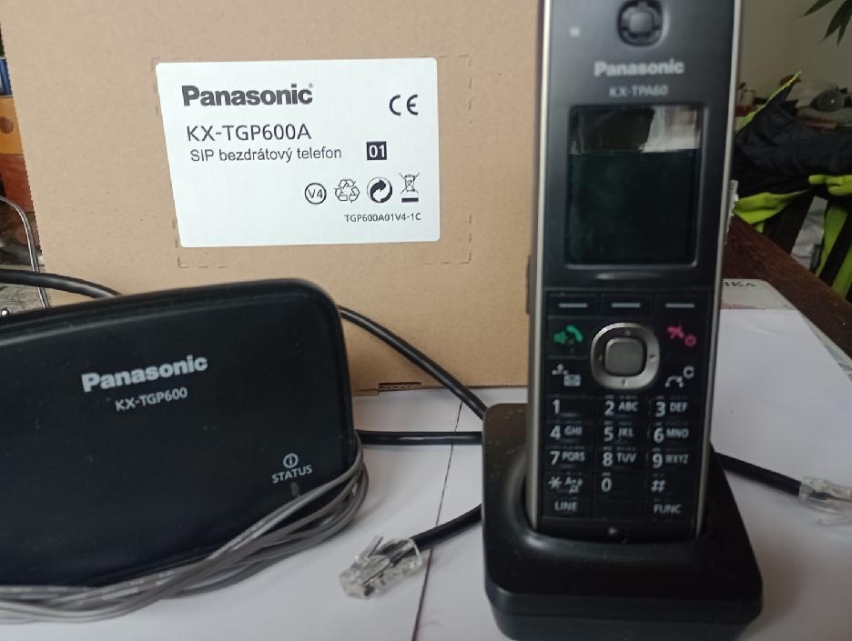 Panasonic KX-TGP600 - černá