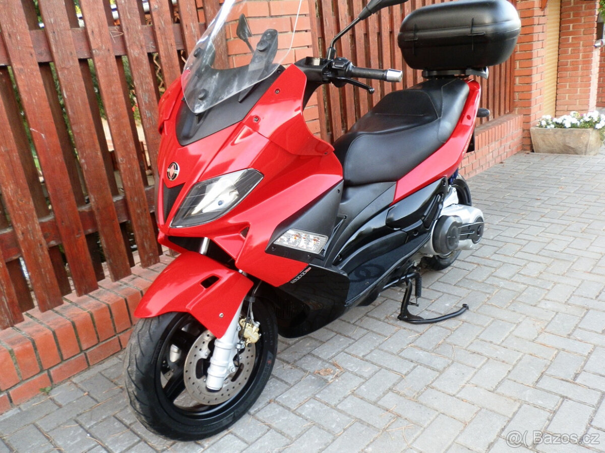 Gilera nexus 500