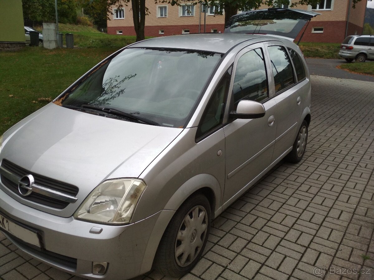 Opel Meriva 1.6 + extra zimní kola