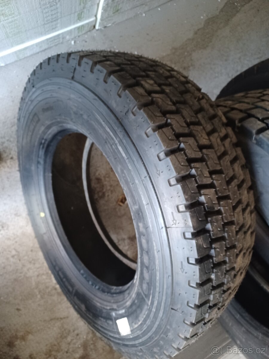 Pneu 265/70R19,5 Michelin